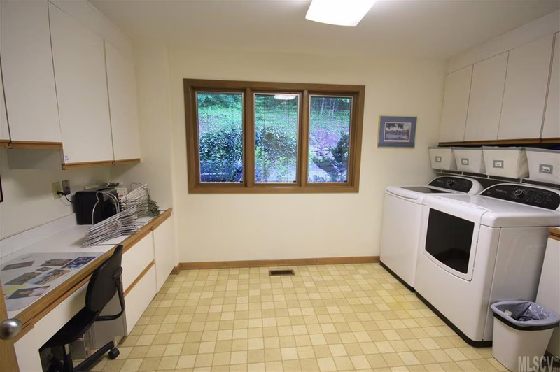 Property image 5 at 405 B Tremont Circle, Lenoir, NC 28645