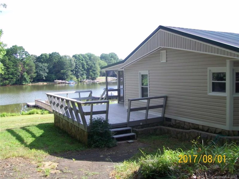 Property image 4 at 6778 Emerald Isle Drive, Sherrills Ford, NC 28673