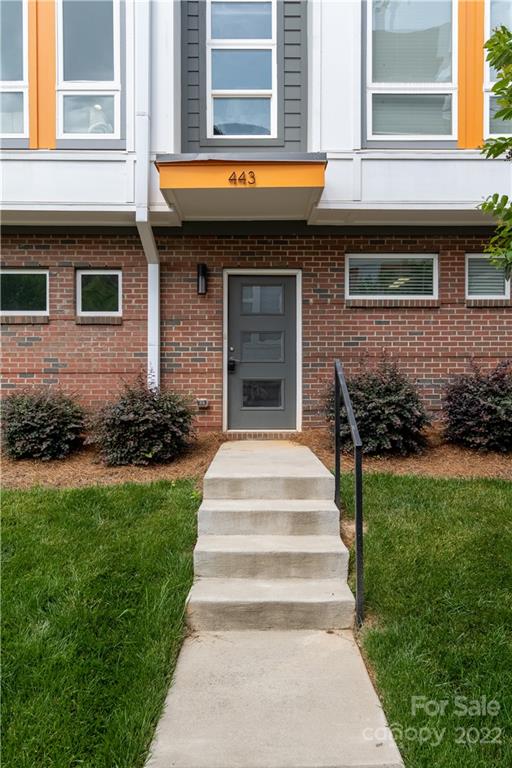 Property image 3 of 443 Southend Crossing Lane in Southpoint, Charlotte, NC 28203