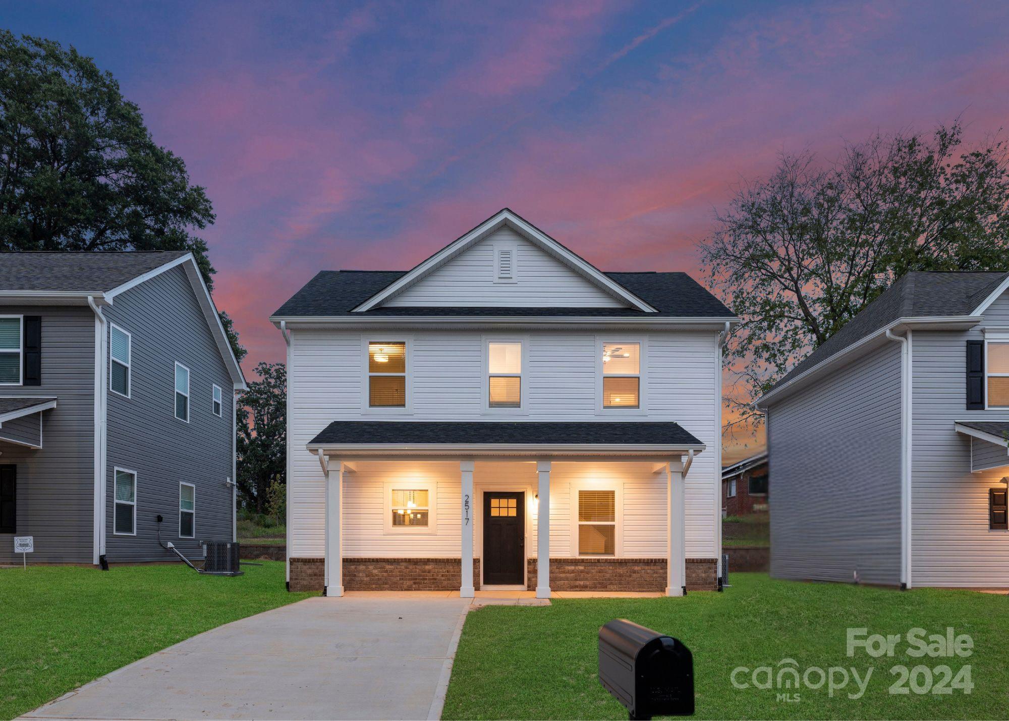 Property image 2 of 4039 Northerly Island Court in The Village At Parkside, Gastonia, NC 28056