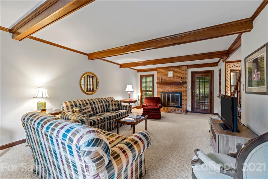 Property image 5 of 14425 Hackamore Drive in Windrow II, Matthews, NC 28105