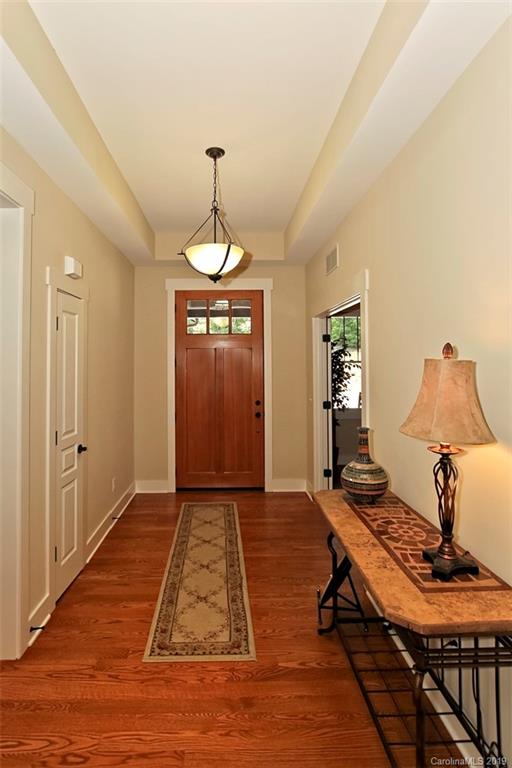 Property image 5 of 53 Hogans View Circle in Hawks Ridge, Hendersonville, NC 28739