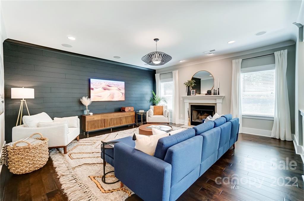 Property image 3 of 5060 Stonehill Lane in Chestnut Place, Matthews, NC 28104