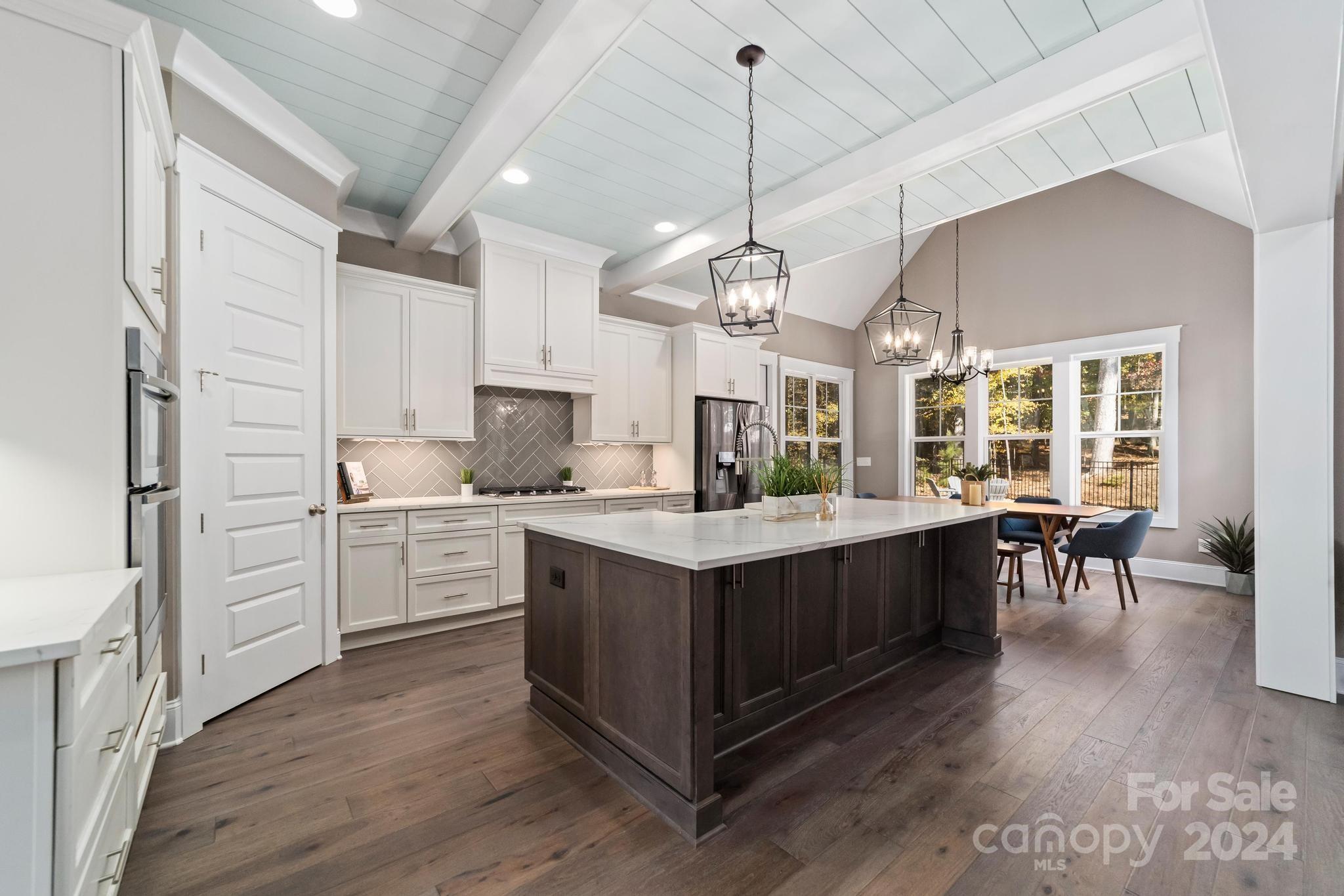 Property image 2 of 7655 Cottonwood Drive in Lakewood, Denver, NC 28037