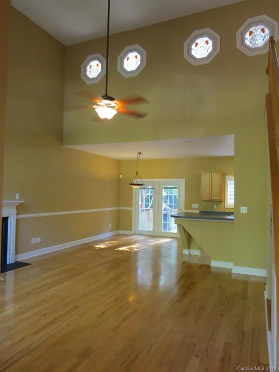 Property image 3 of 137 Blackbeard Lane in Pirates Cove, Mooresville, NC 28117