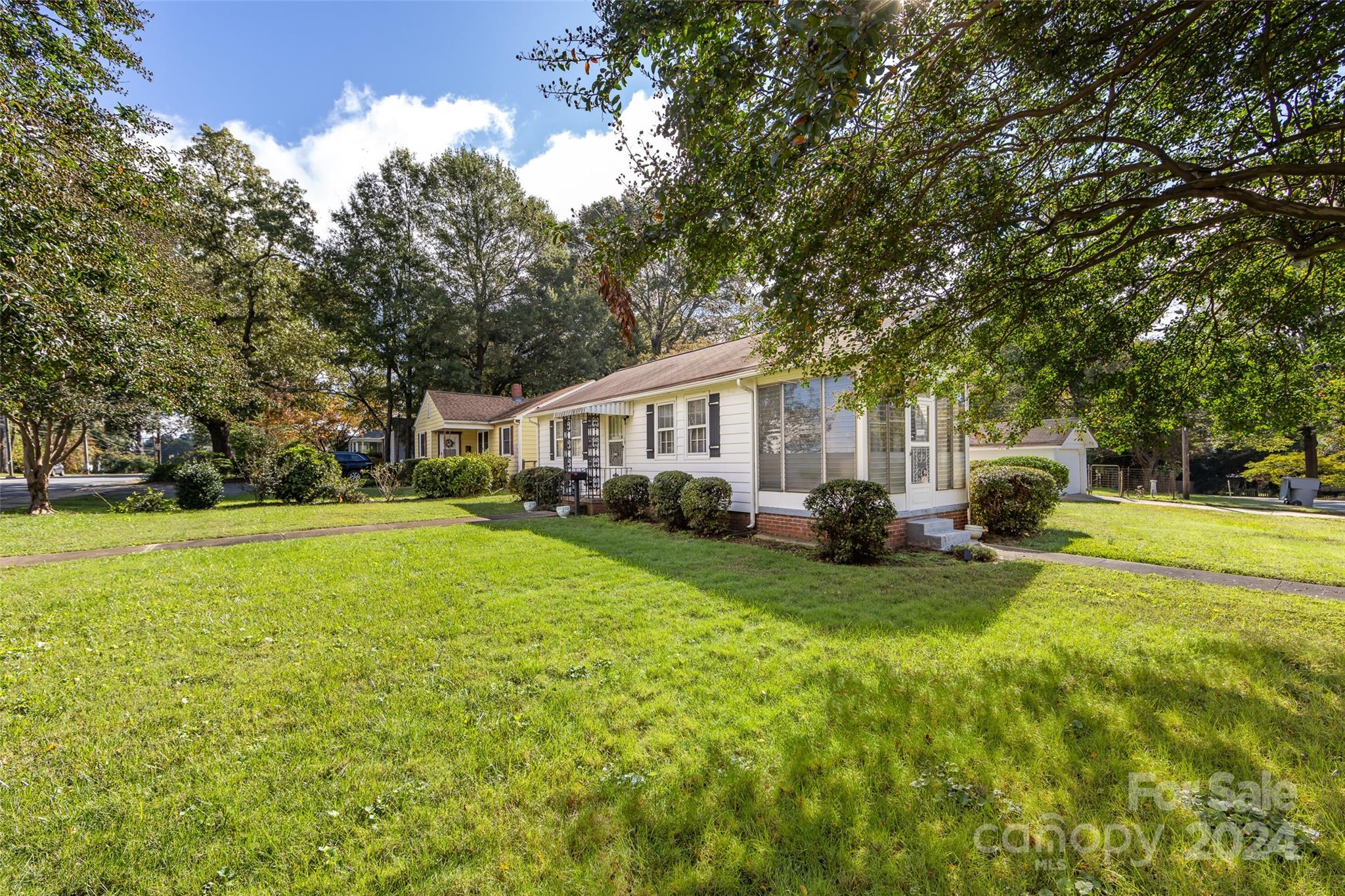 Property image 3 of 3800 The Plaza Road in Plaza Acres, Charlotte, NC 28205