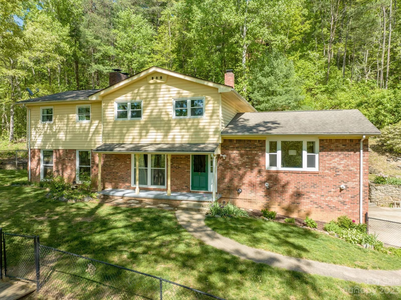 Mountainbrook, Asheville Community
