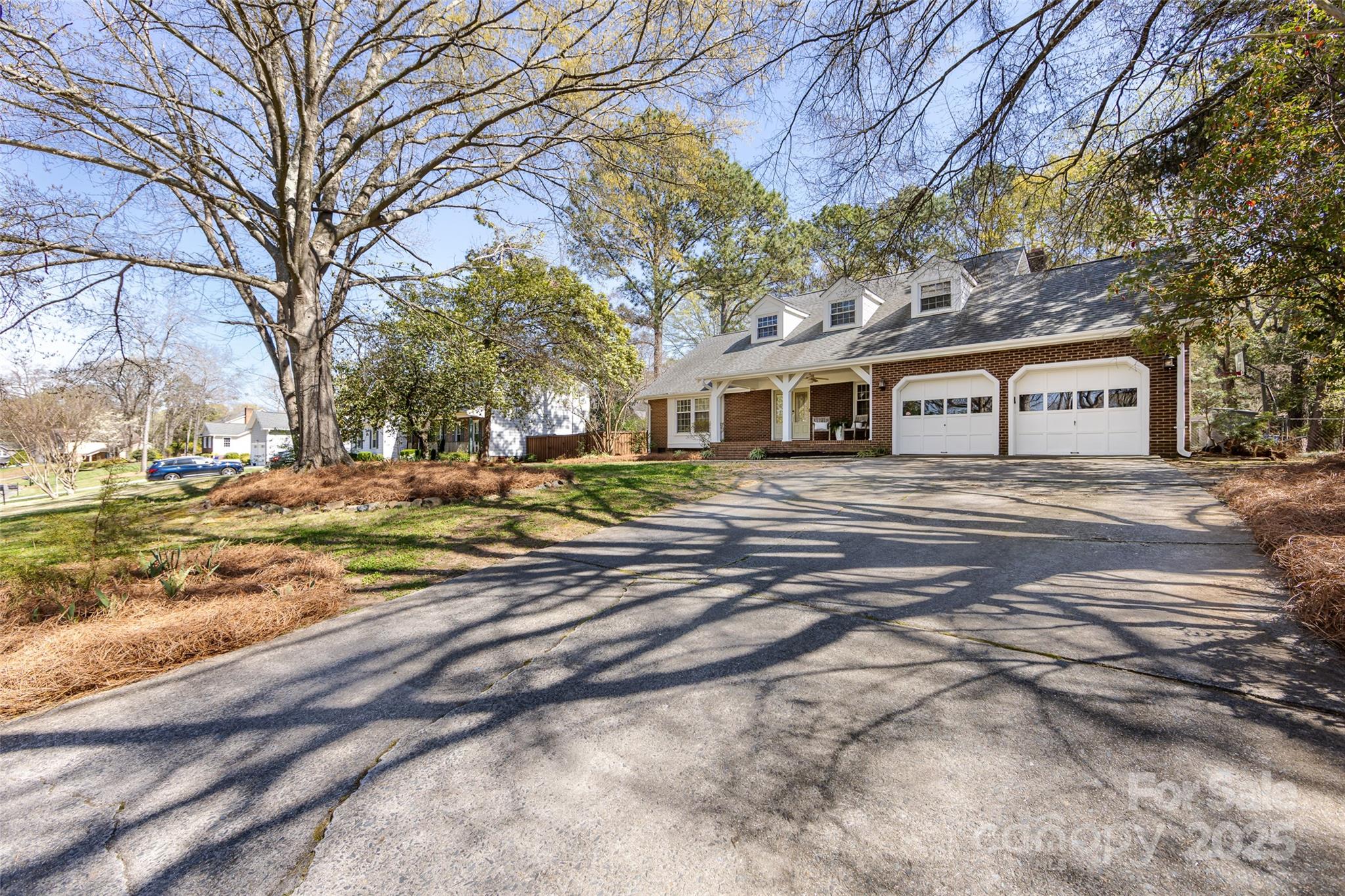 Property image 2 of 5013 Cedar Forest Drive in Carmel Valley, Charlotte, NC 28226