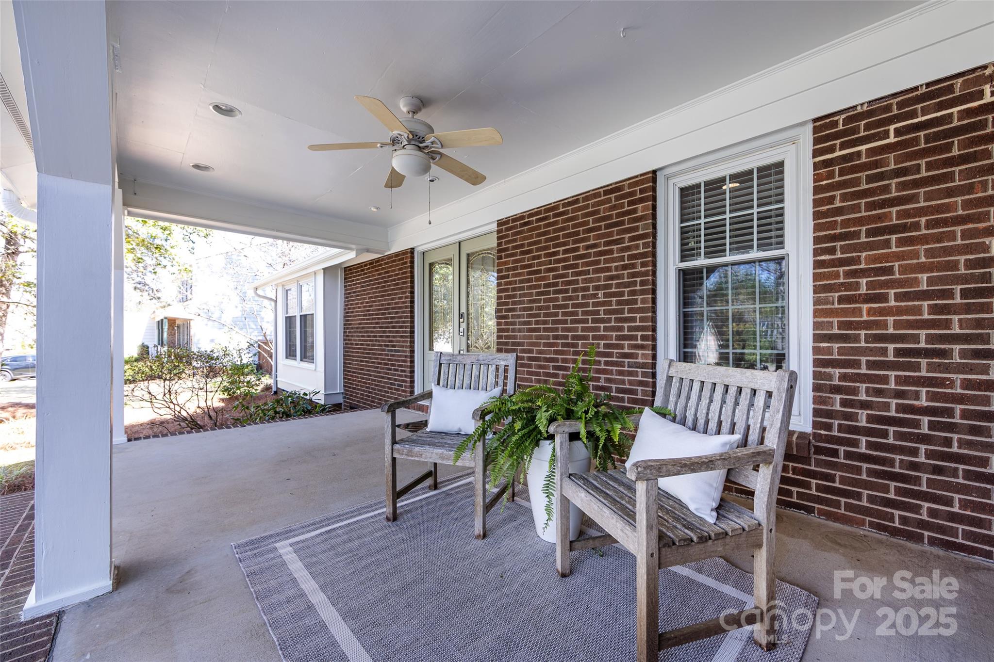 Property image 5 of 5013 Cedar Forest Drive in Carmel Valley, Charlotte, NC 28226