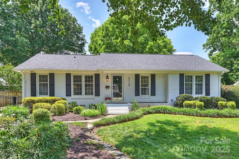 Property image 2 at 6938 Wrentree Drive, Charlotte, NC 28210