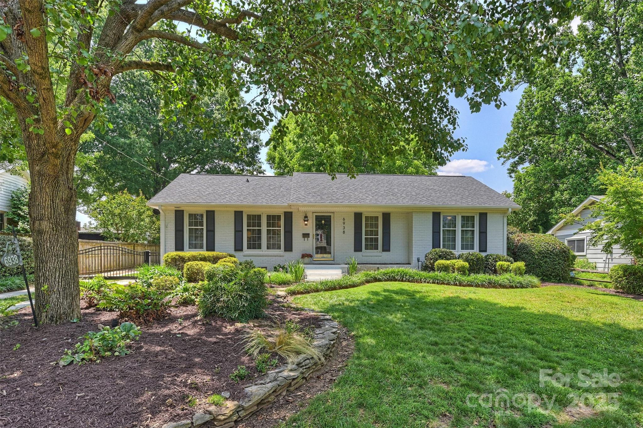 Property image 3 of 6938 Wrentree Drive in Starmount, Charlotte, NC 28210