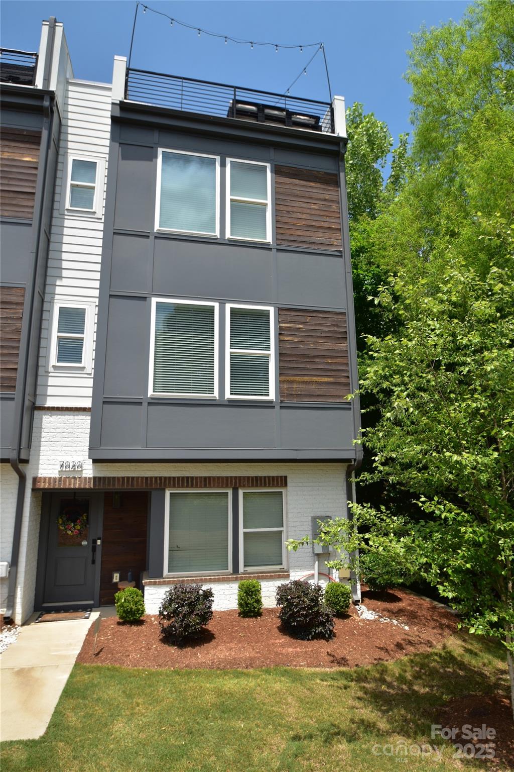 Property image 2 of 7020 Loso Commons Way in LOSO Terraces, Charlotte, NC 28217