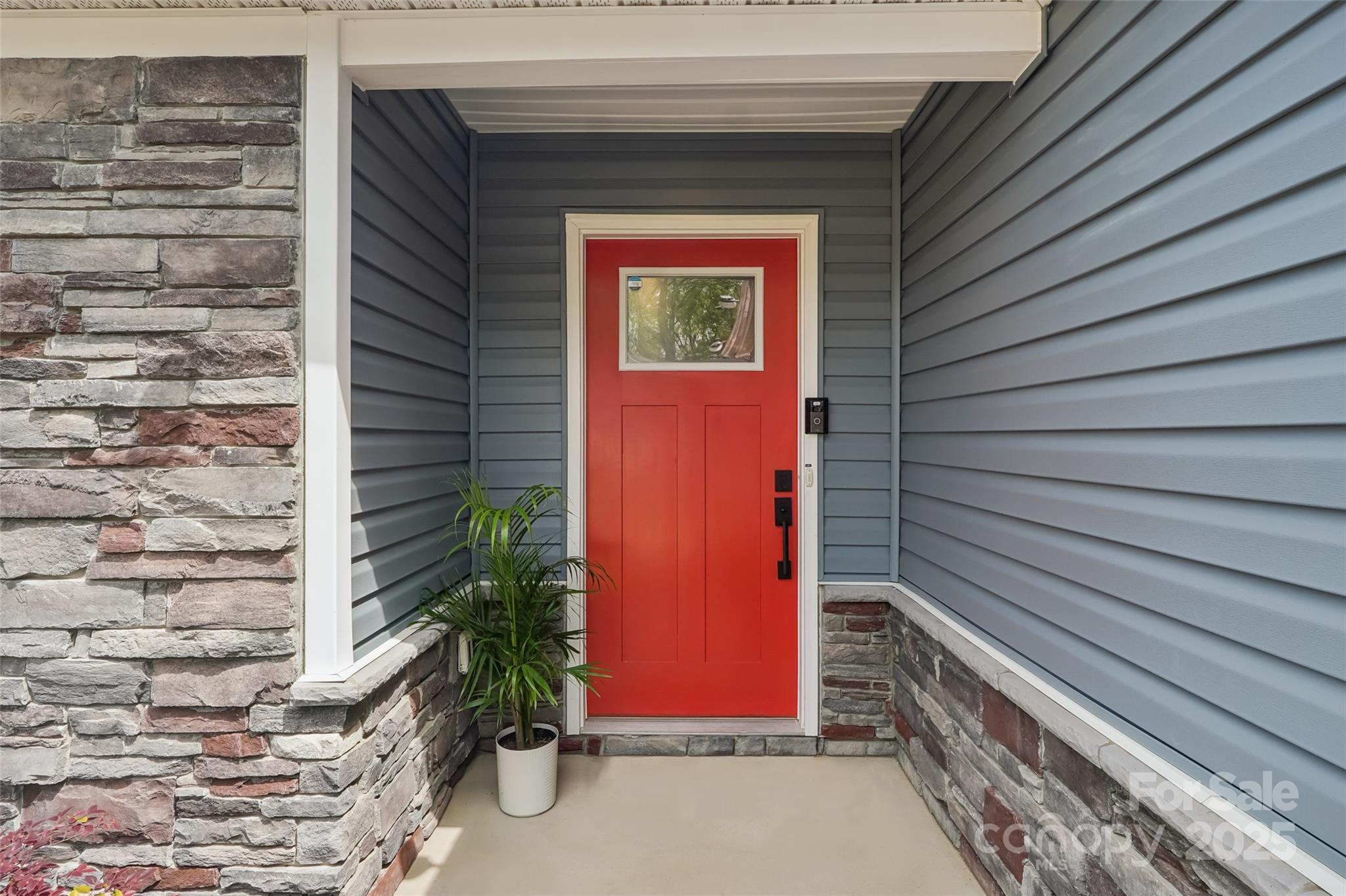 Property image 3 of 4205 Jones Creek Lane in Woodgrove, Charlotte, NC 28215