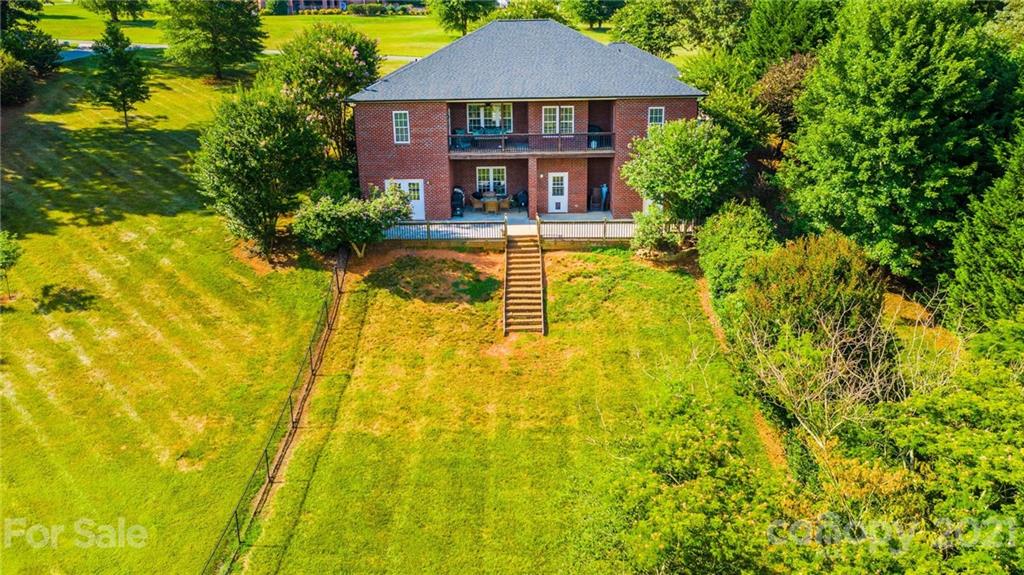 Property image 4 of 2318 Carriage Lane in Grandview Farms, Lincolnton, NC 28092