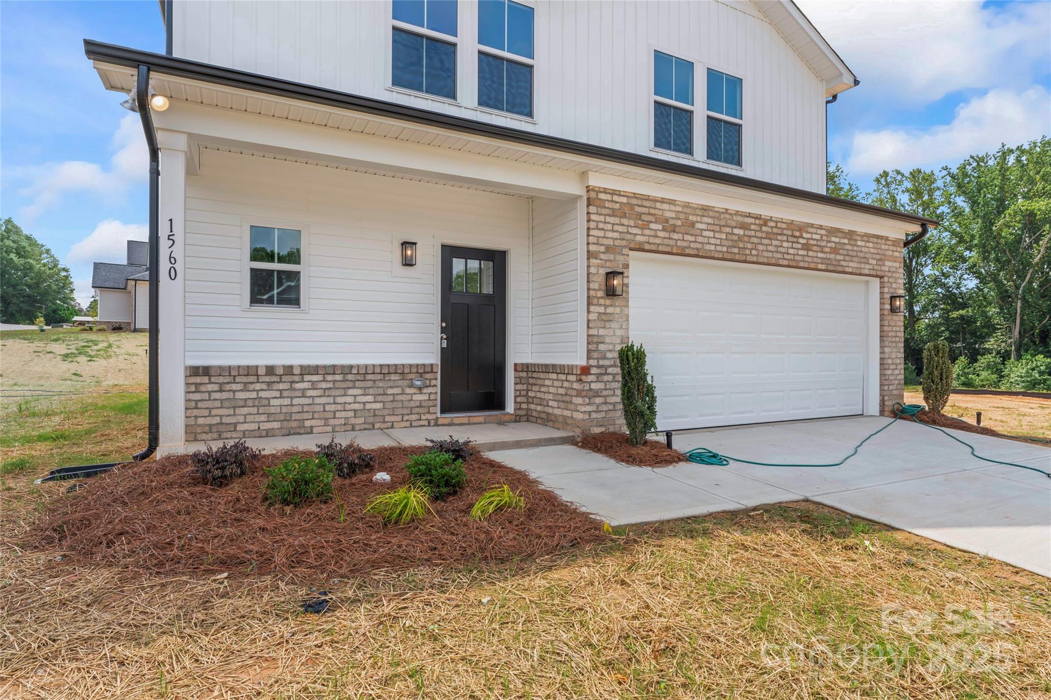 Property image 2 of 1560 Solitude Court in Peacewood, Kannapolis, NC 28081