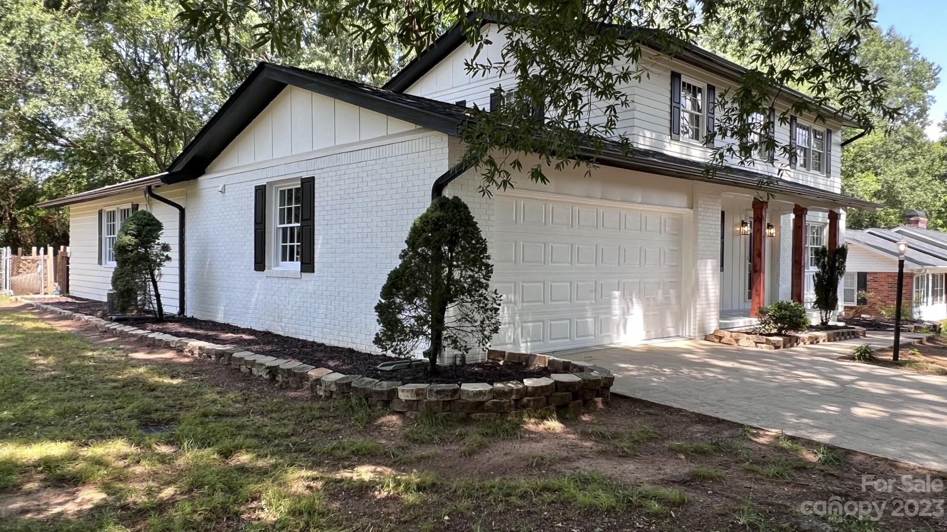 Property image 3 of 408 Courtland Drive in Eagle Heights, Salisbury, NC 28144