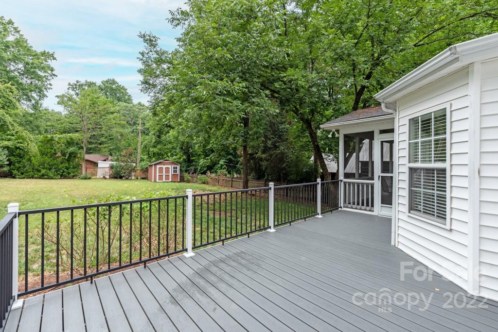 Property image 5 of 6738 Harrison Road in Country Roads, Charlotte, NC 28270