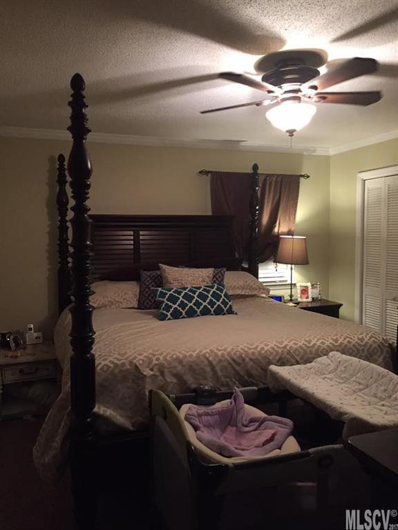 Property image 4 of 104 Red Oak Drive in Oakmont, Lenoir, NC 28645