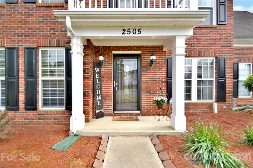 Property image 2 of 2505 Kings Farm Way in Oak Grove, Indian Trail, NC 28079