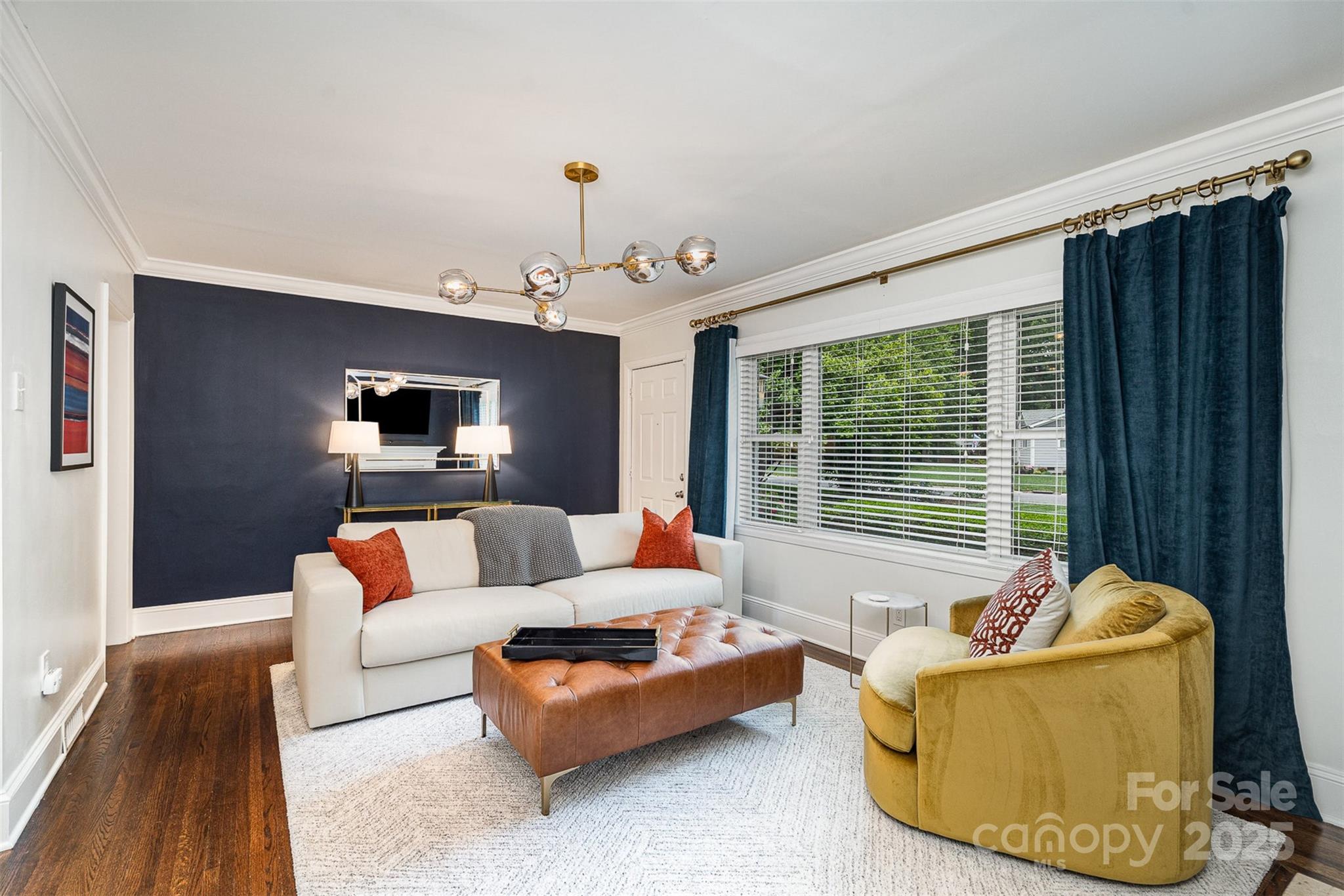 Property image 3 of 1214 Montford Drive in Madison Park, Charlotte, NC 28209