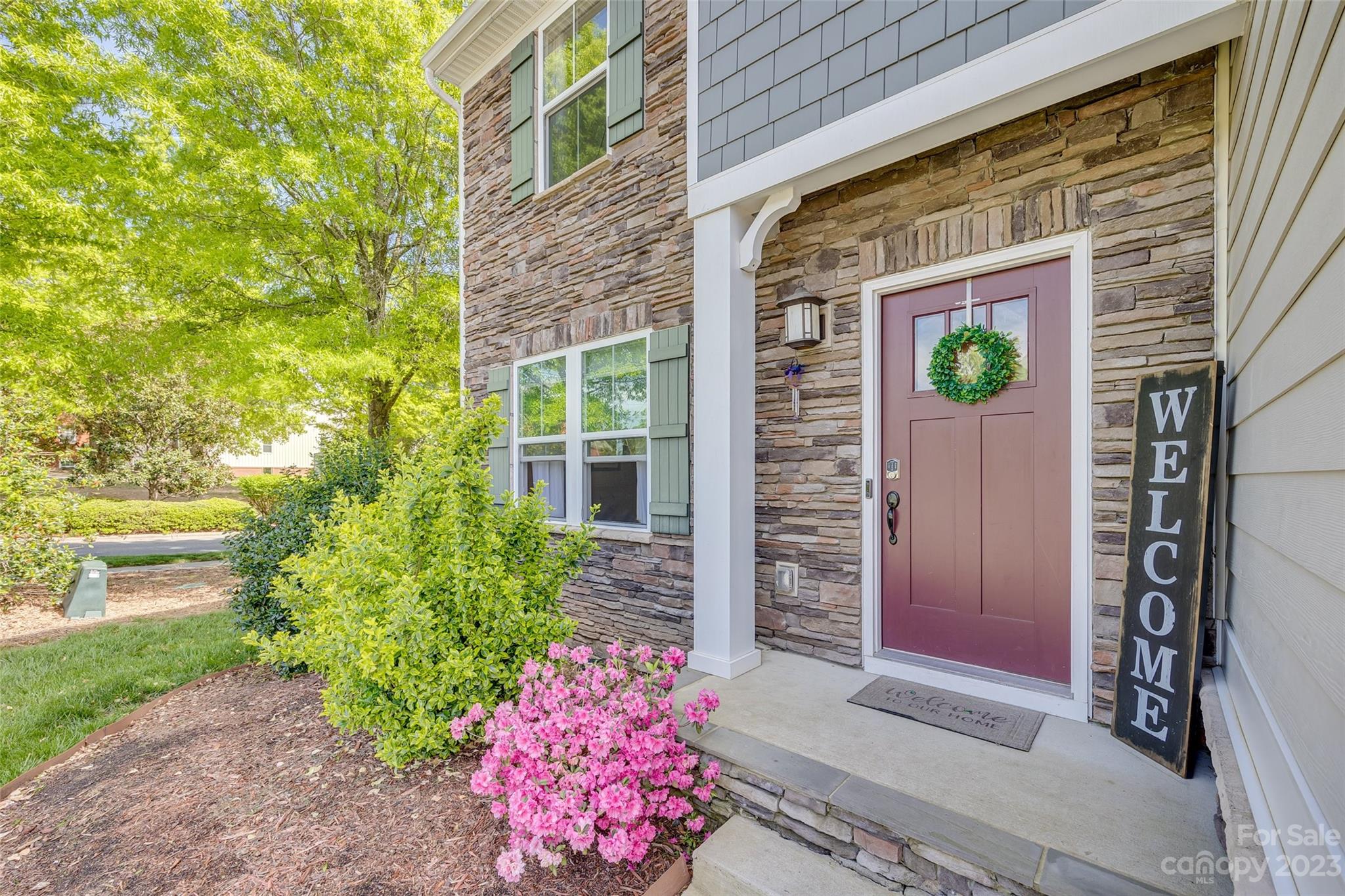 Property image 2 of 1203 Longwall Lane in Lismore, Matthews, NC 28105