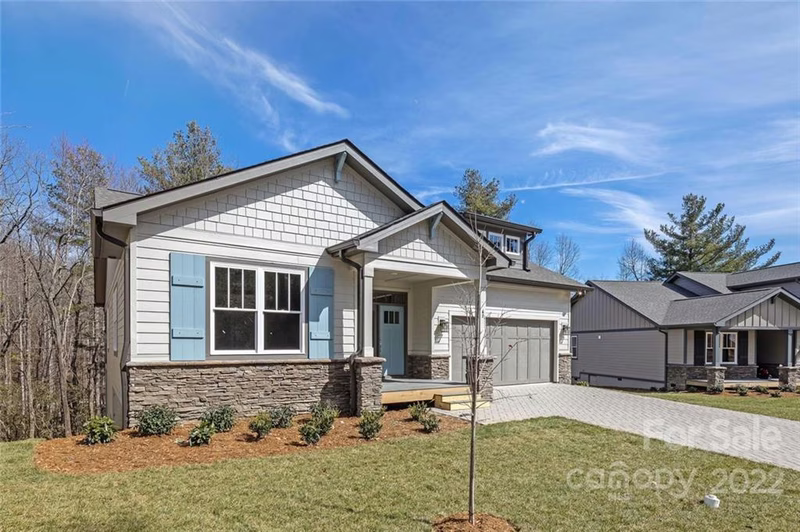 Property image 2 at 197 Hogans View Circle, Hendersonville, NC 28739