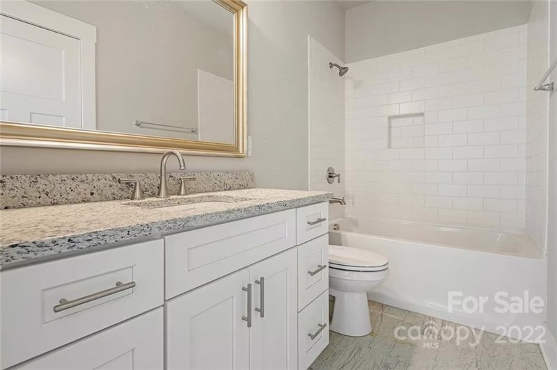 Property image 3 at 197 Hogans View Circle, Hendersonville, NC 28739