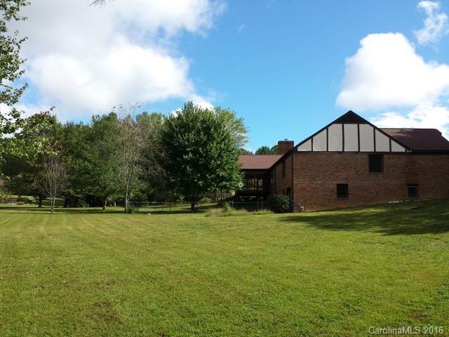 Property image 3 of 207 Lichen Lane in Tamarac, Hendersonville, NC 28791