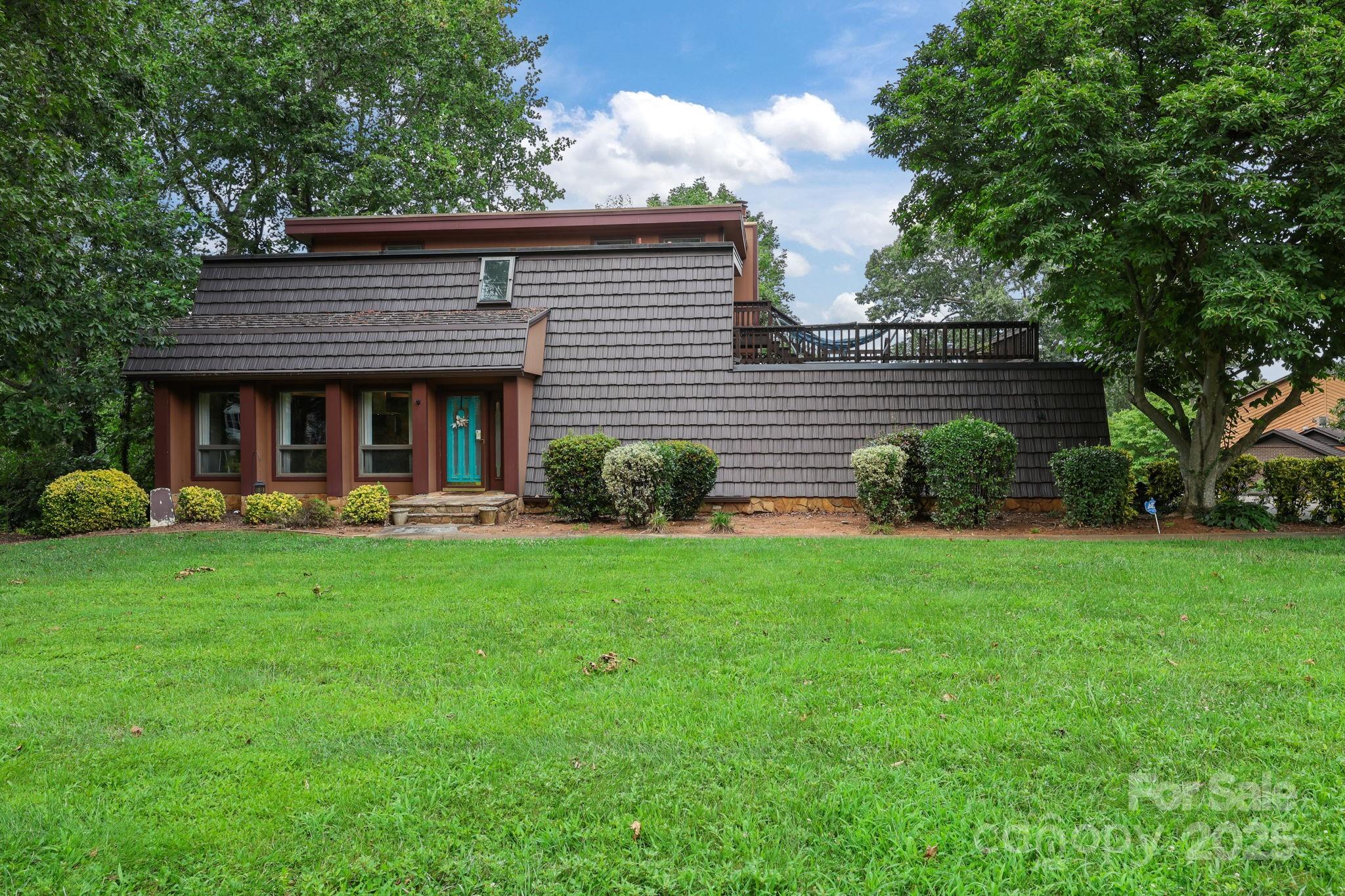 Property image 2 of 106 Travis Lane in Corbin Hills, Salisbury, NC 28146