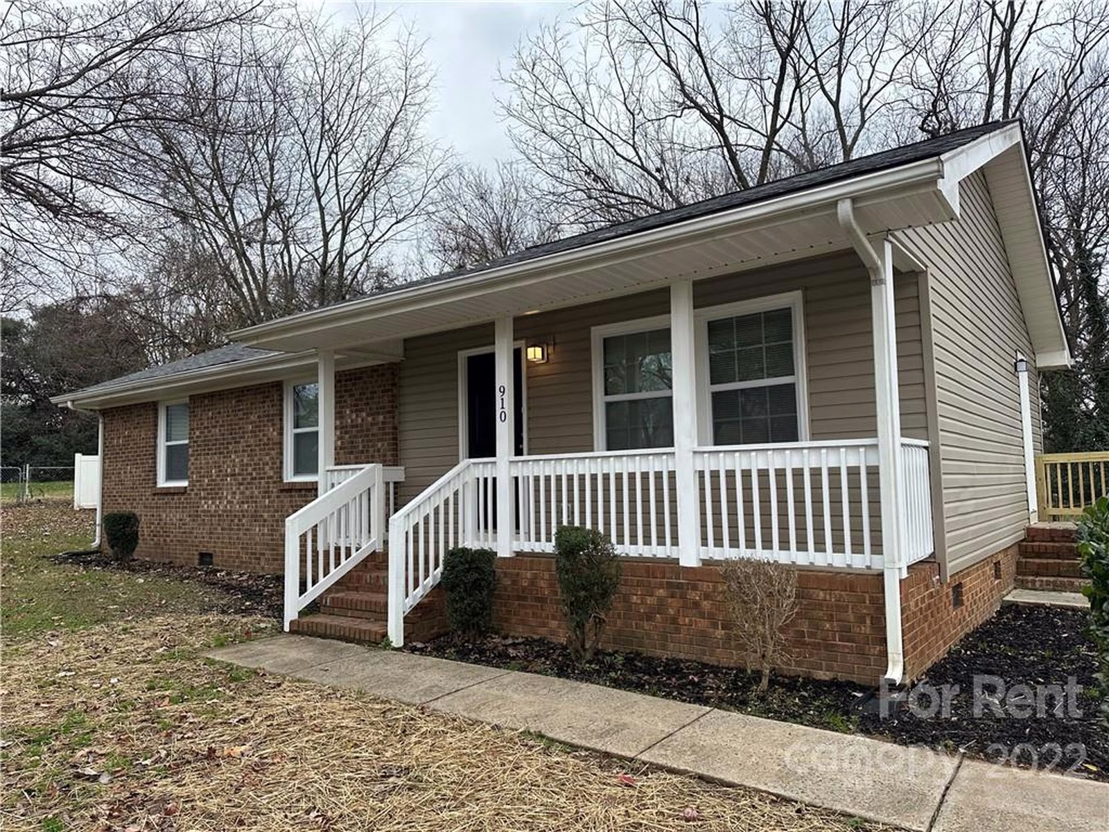 Property image 1 at 910 Canton Place, Charlotte, NC 28206