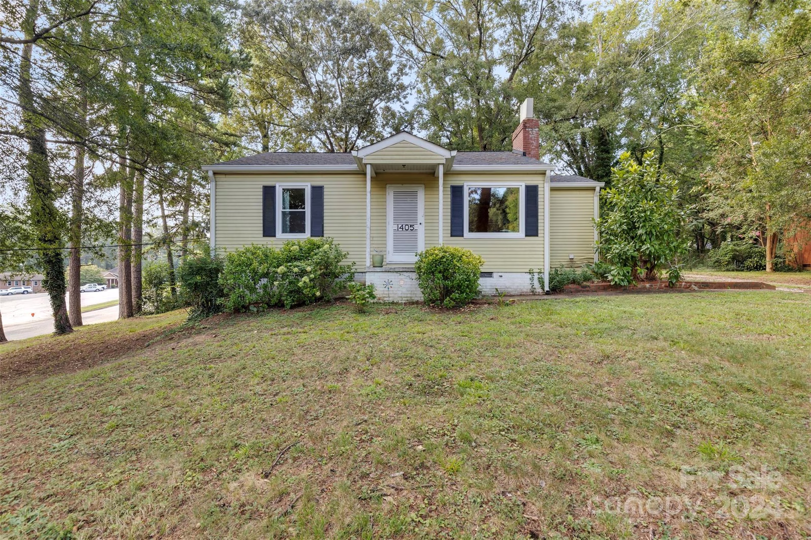 Property image 1 at 1405 Statesville Boulevard, Salisbury, NC 28144