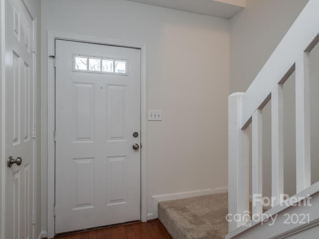 Property image 3 of 8918 Scotch Heather Way in Southgate Commons, Charlotte, NC 28277