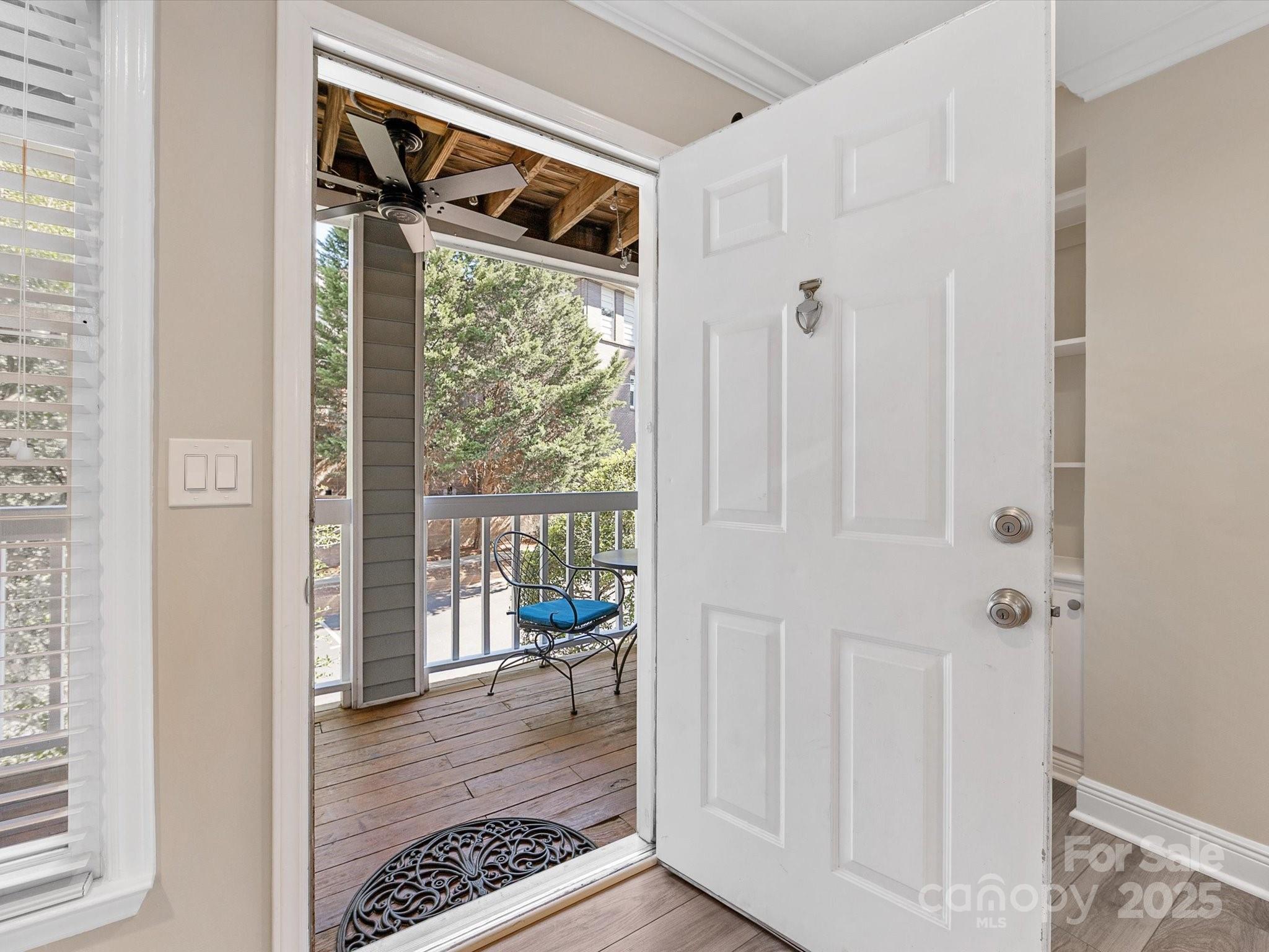 Property image 3 of 430 Queens Road in Myers Park Manor, Charlotte, NC 28207
