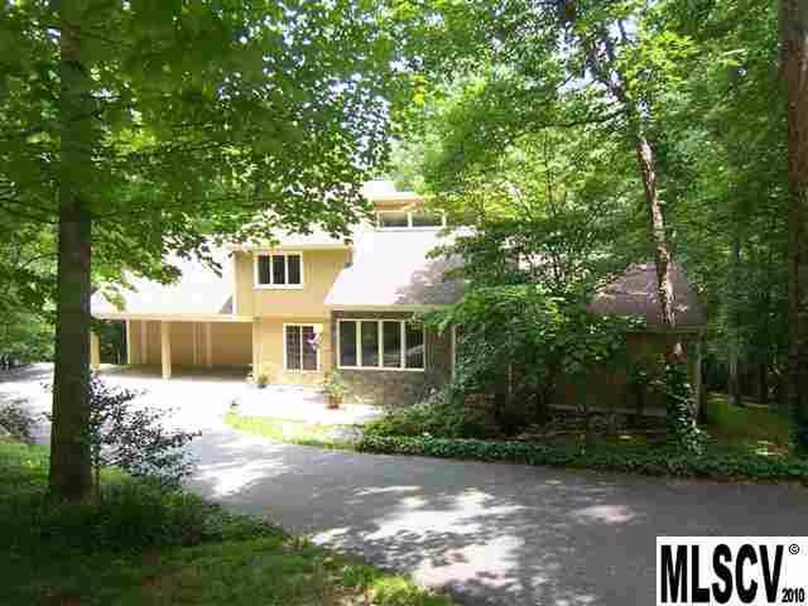 Property image 1 at 243 Deerfield Street, Lenoir, NC 28645