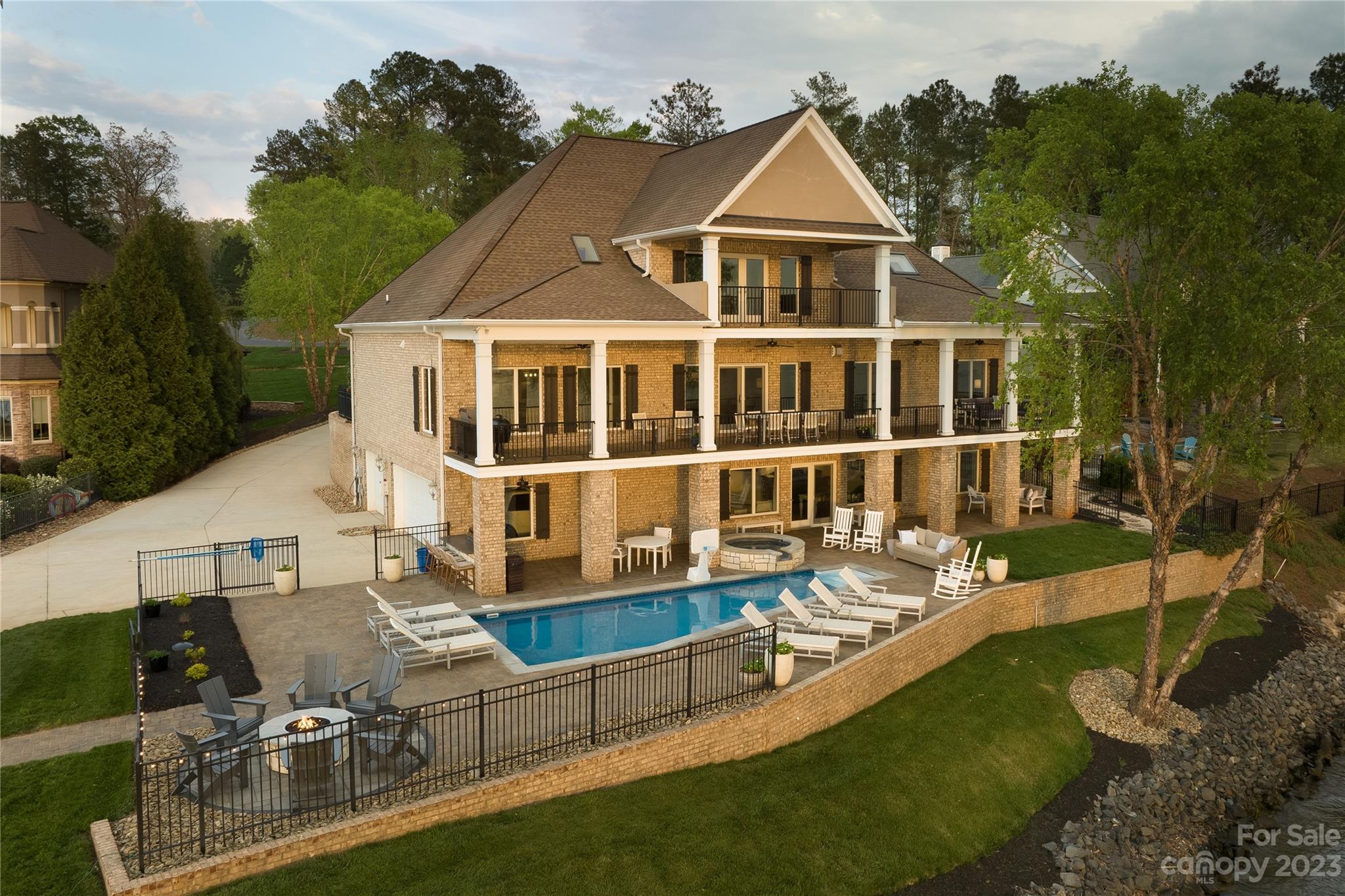 Property image 4 of 148 Forest Lake Court in Swift Island Plantation, Mount Gilead, NC 27306
