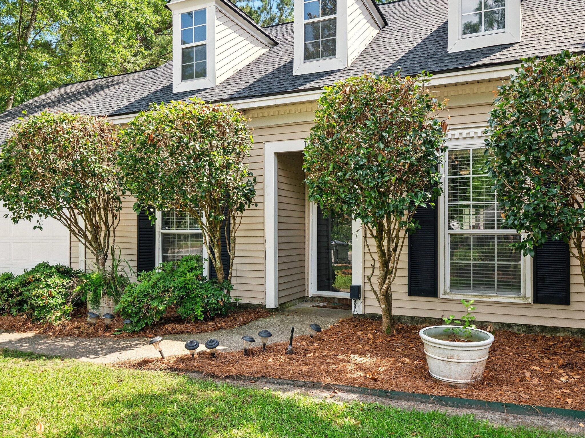 Property image 4 of 113 Mapperton Court in Summerville Place, Summerville, SC 29485