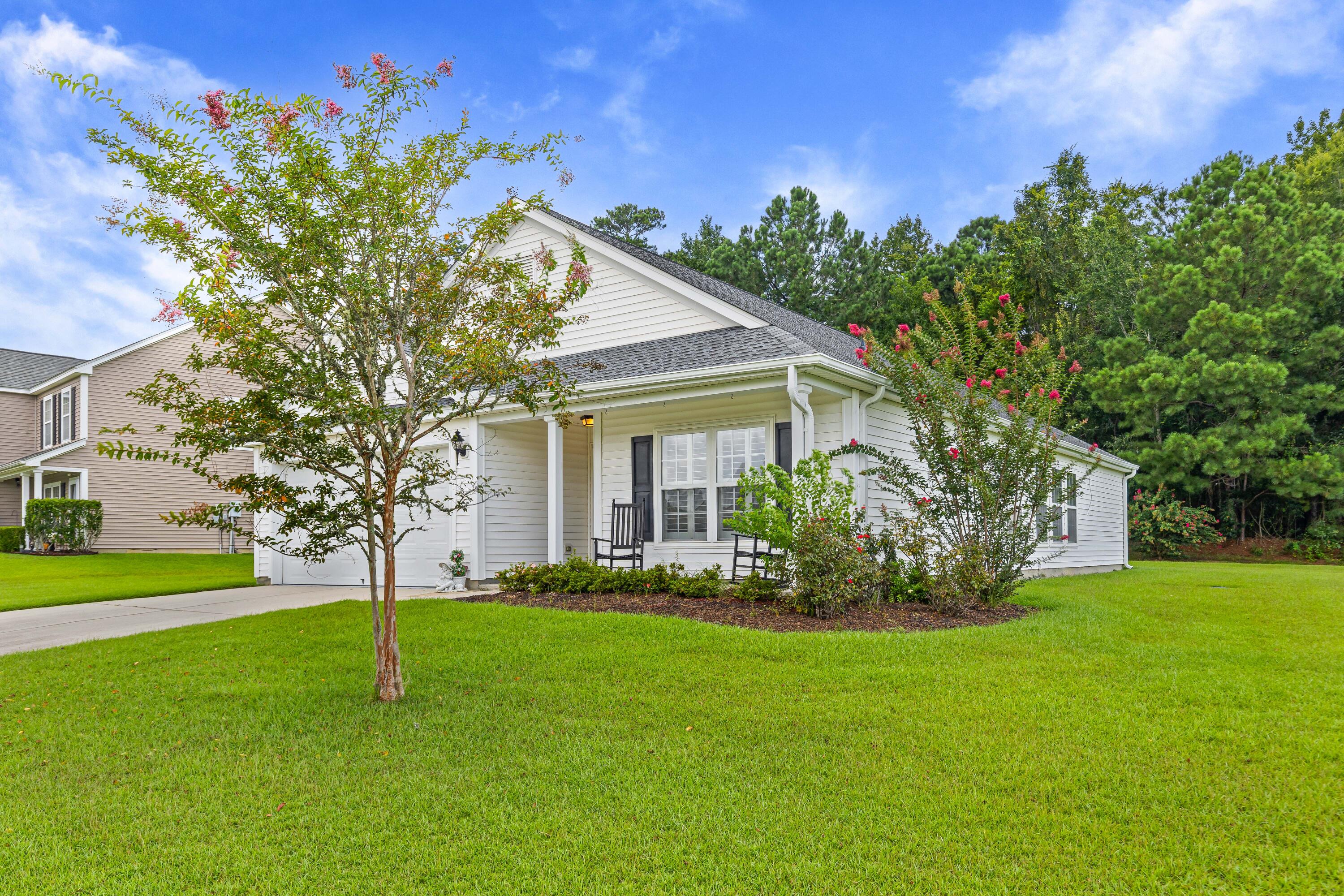 Property image 3 of 1090 Moss Grove Drive in Moss Grove Plantation, Moncks Corner, SC 29461