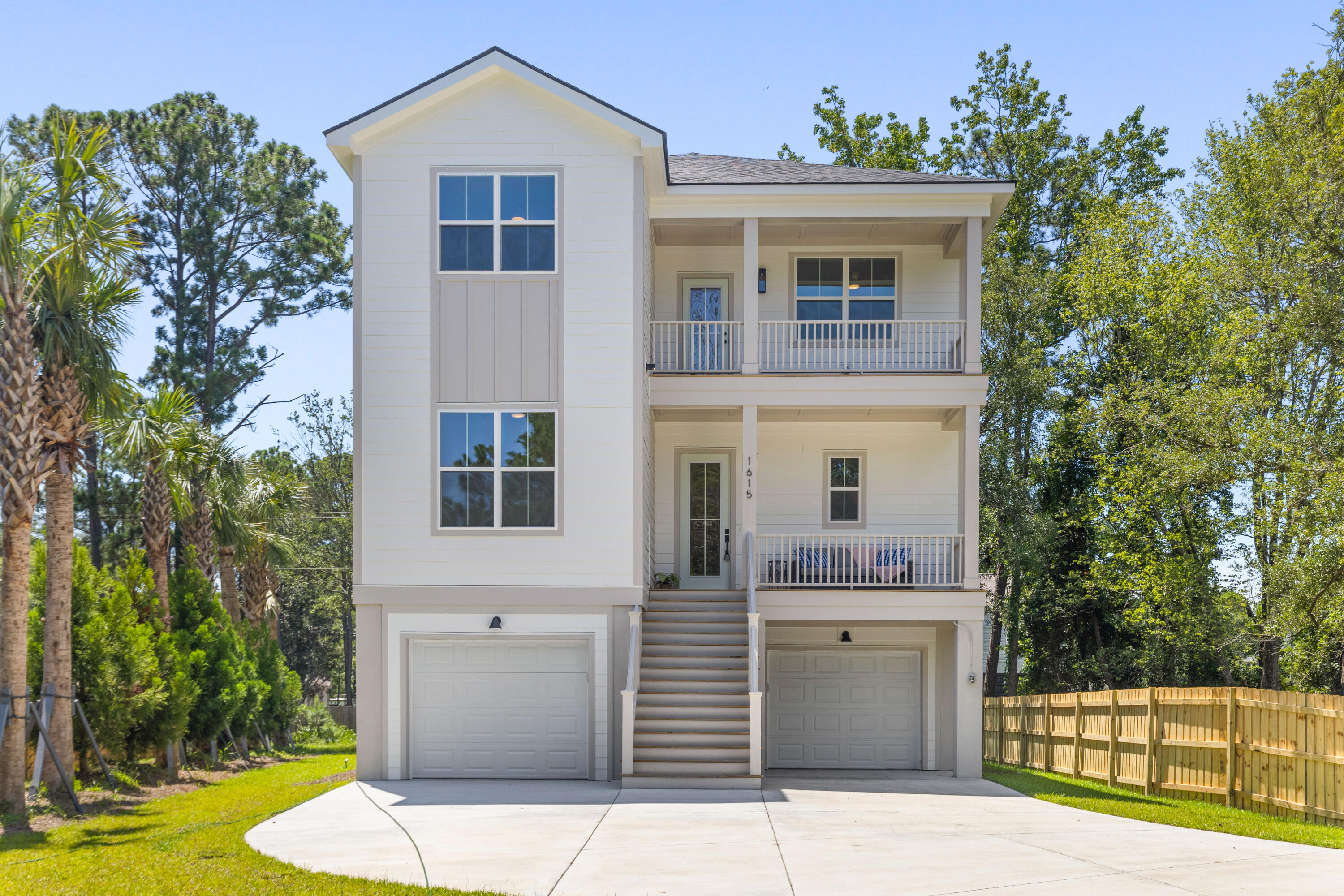 Property image 2 of 1615 Macoma Road in Copahee View, Mount Pleasant, SC 29466