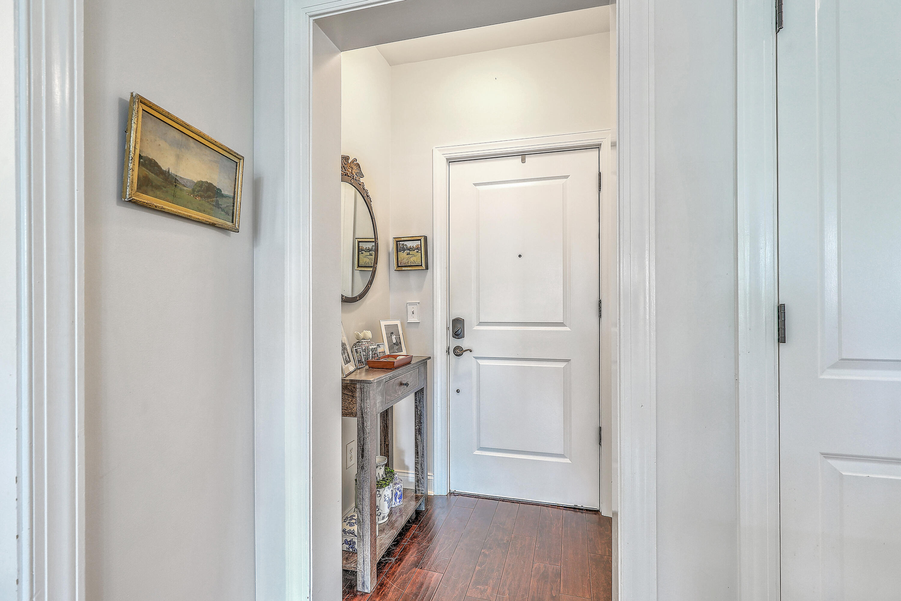 Property image 5 of 21 George Street 203 in George And Society, Charleston, SC 29401