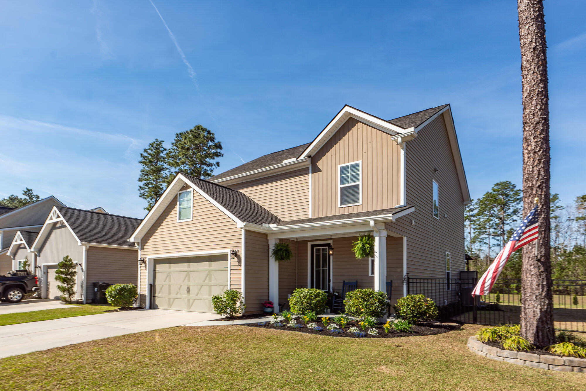 Property image 2 of 505 Kilarney Road in Pine Forest, Summerville, SC 29483
