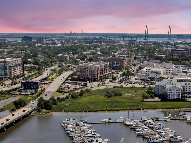 Bee Street Lofts, Charleston Community
