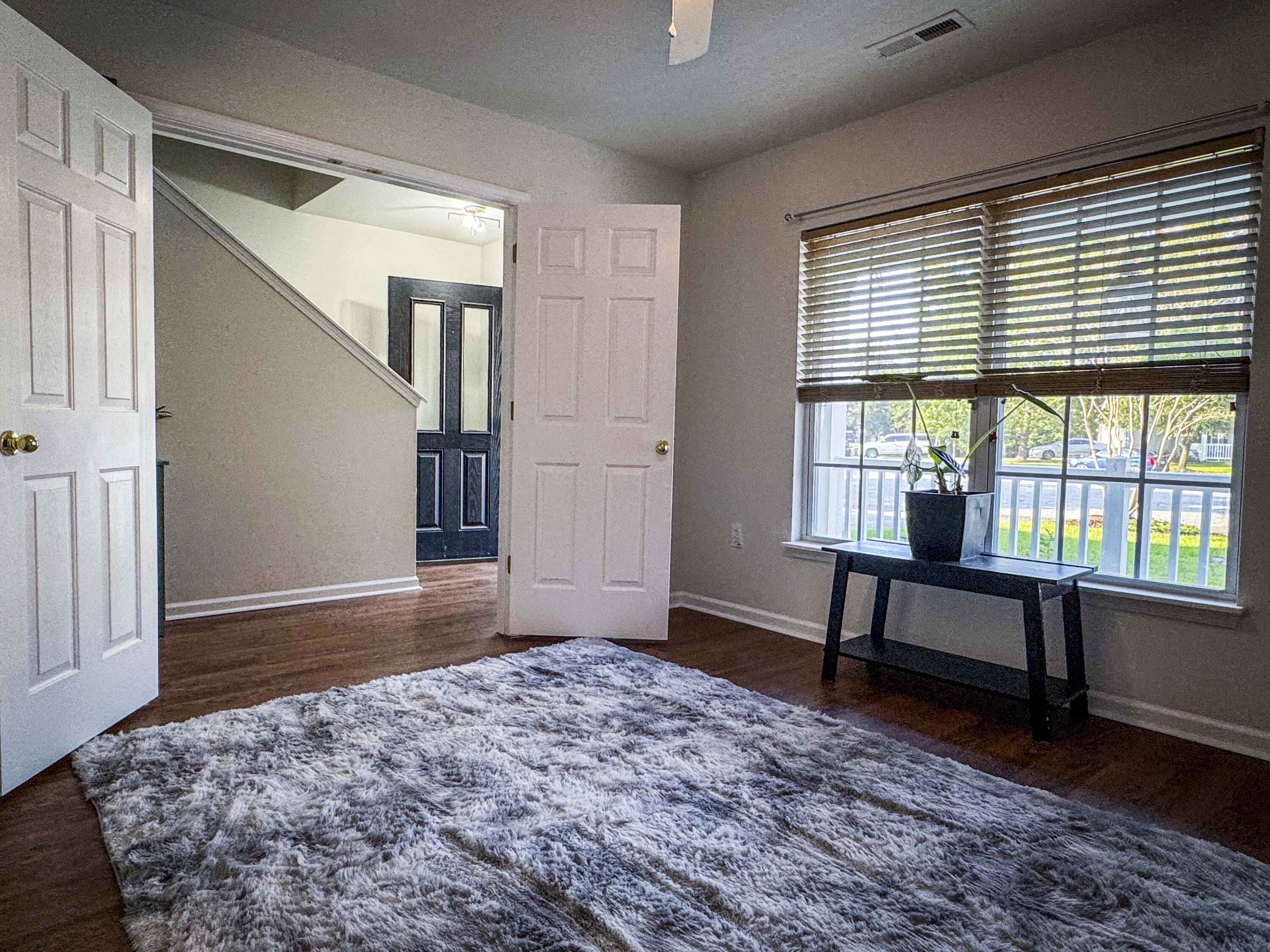 Property image 4 of 5022 Basnett Drive in Wescott Plantation, Summerville, SC 29485