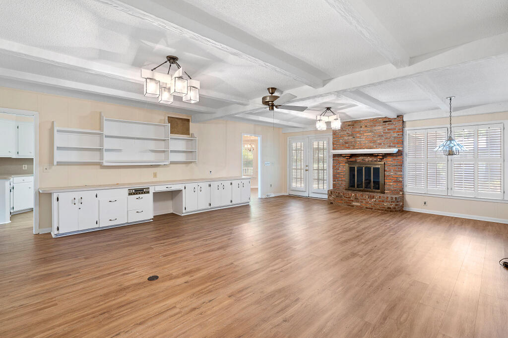 Property image 4 of 1308 Coleridge Street in Charlestowne Est, Charleston, SC 29407
