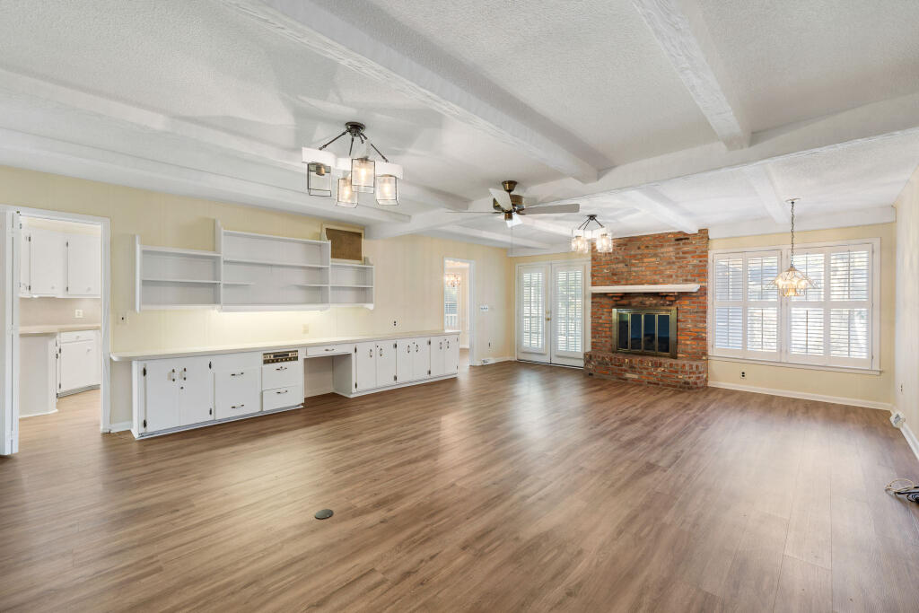 Property image 5 of 1308 Coleridge Street in Charlestowne Est, Charleston, SC 29407