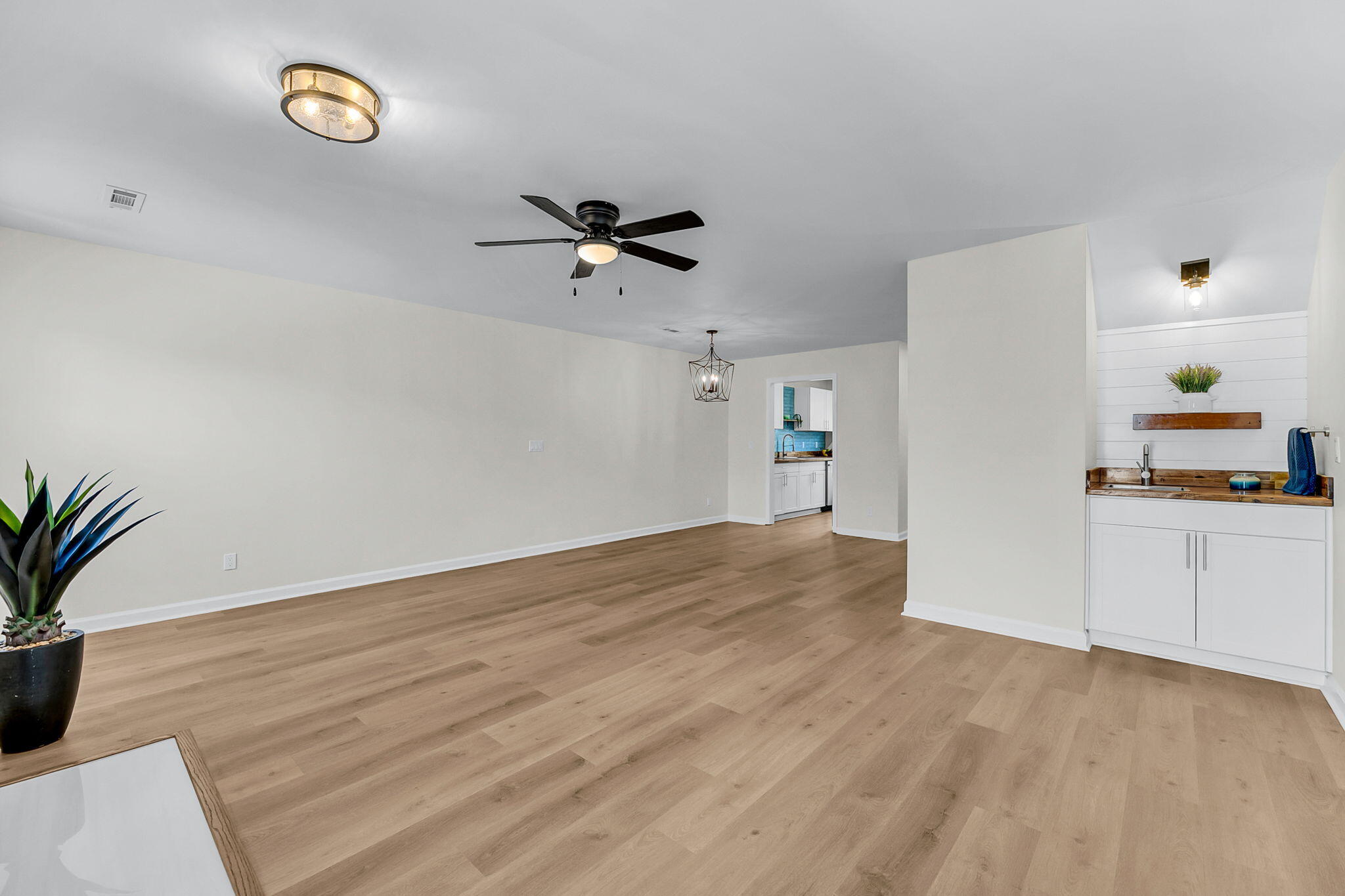 Property image 3 of 2912 Oxford Place in Old Towne Villas, Charleston, SC 29414
