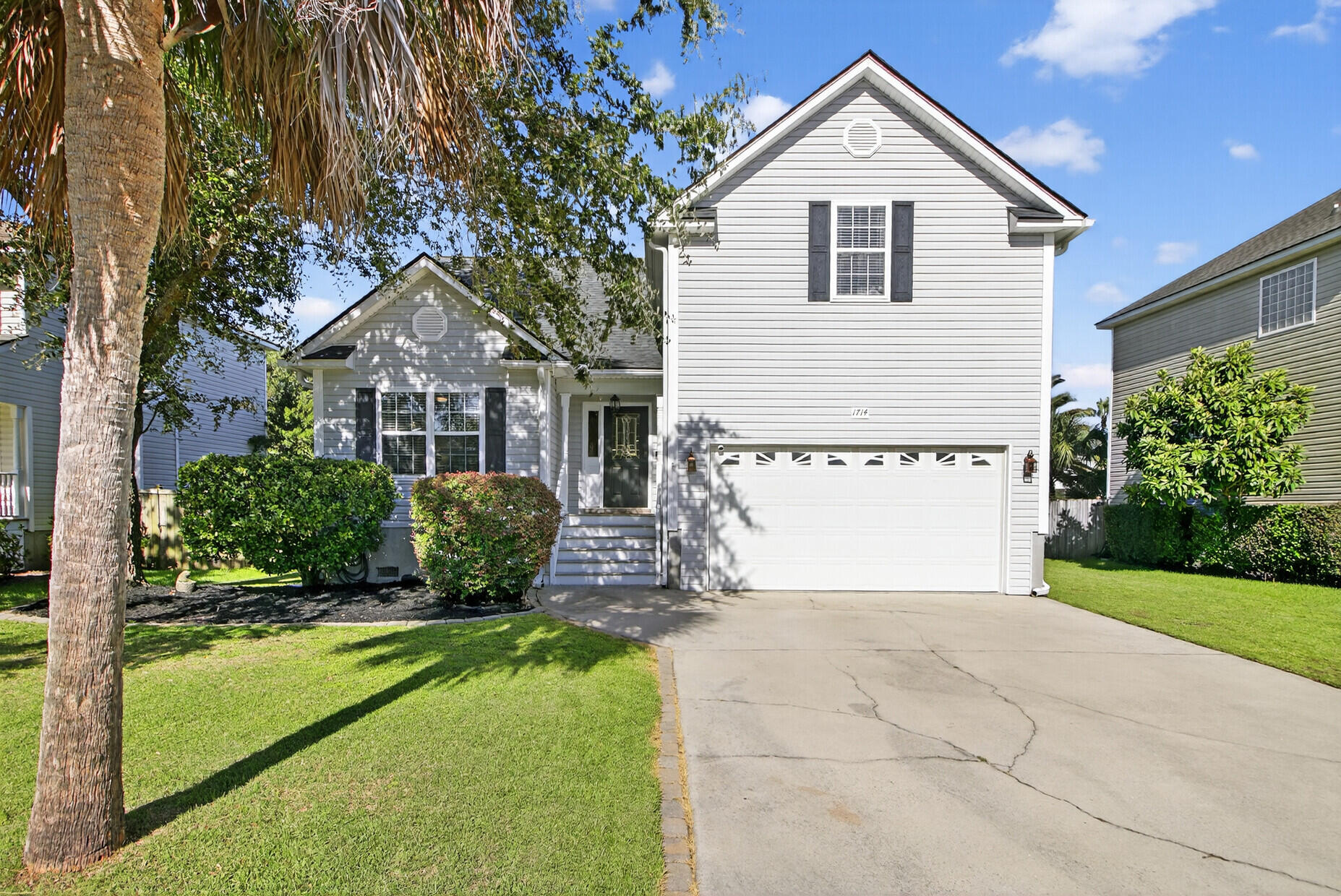 Property image 2 of 1714 Lotus Lane in Ocean Neighbors, Charleston, SC 29412