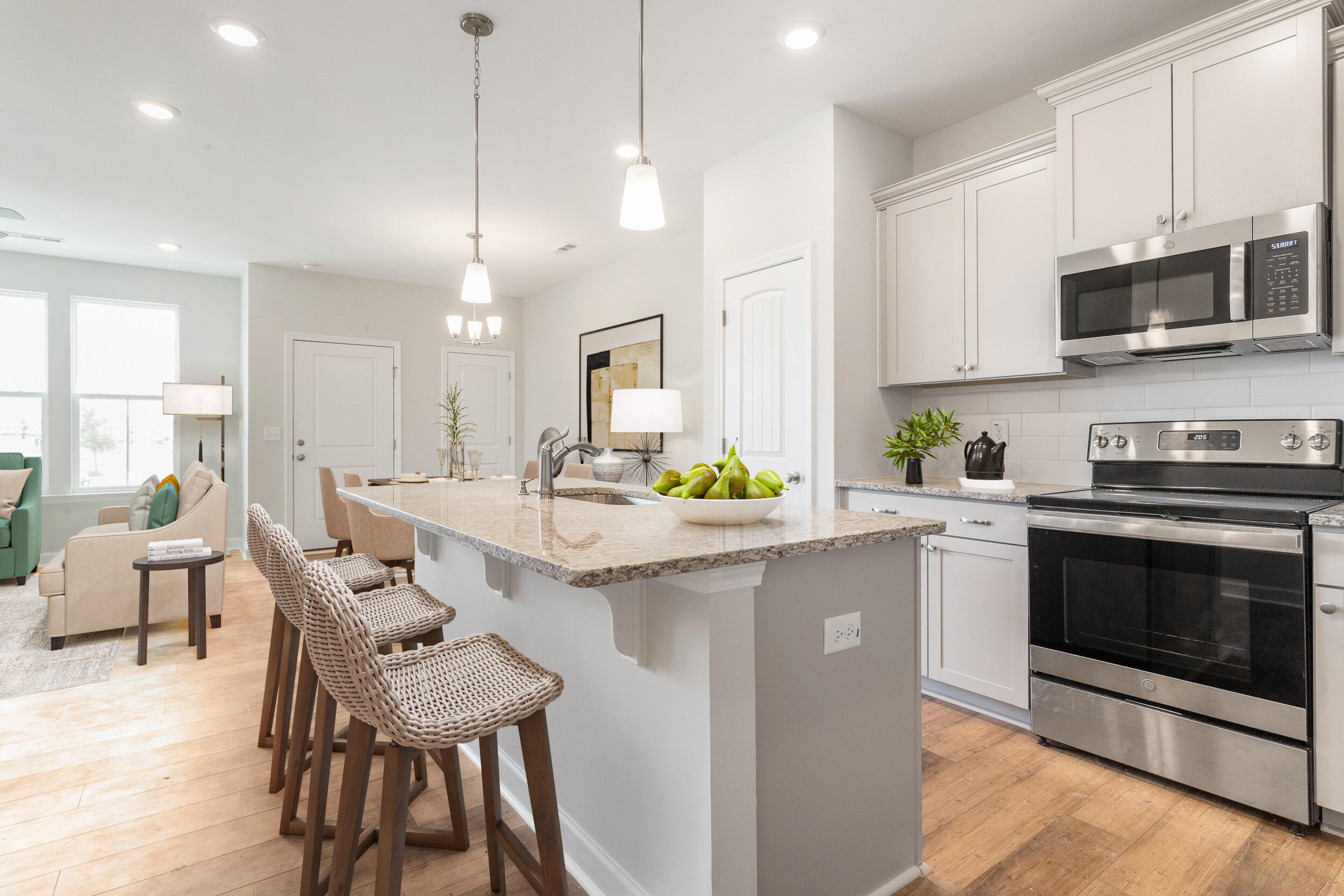Property image 5 of 137 Brown Swiss Circle in Six Oaks, Summerville, SC 29483