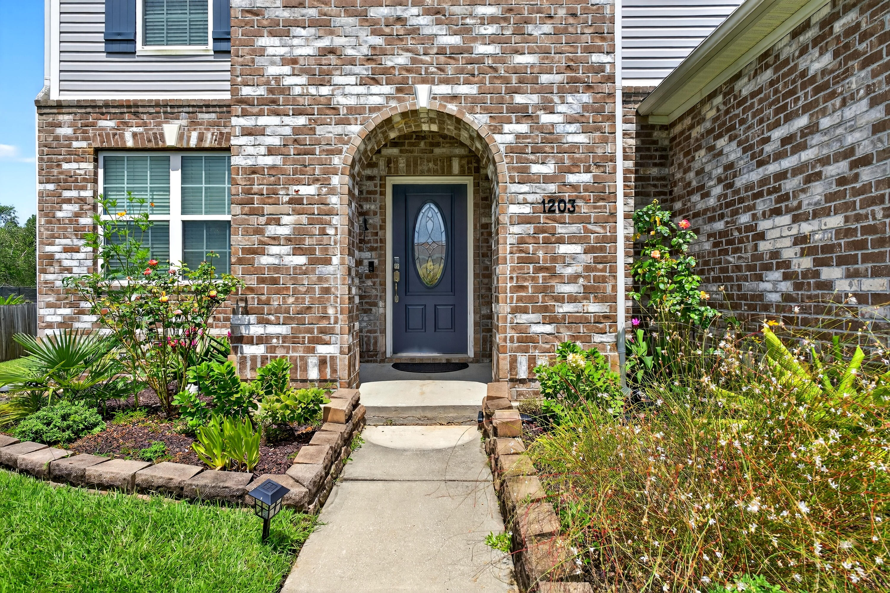 Property image 3 of 1203 Saffron Lane in Tanner Plantation, Hanahan, SC 29410