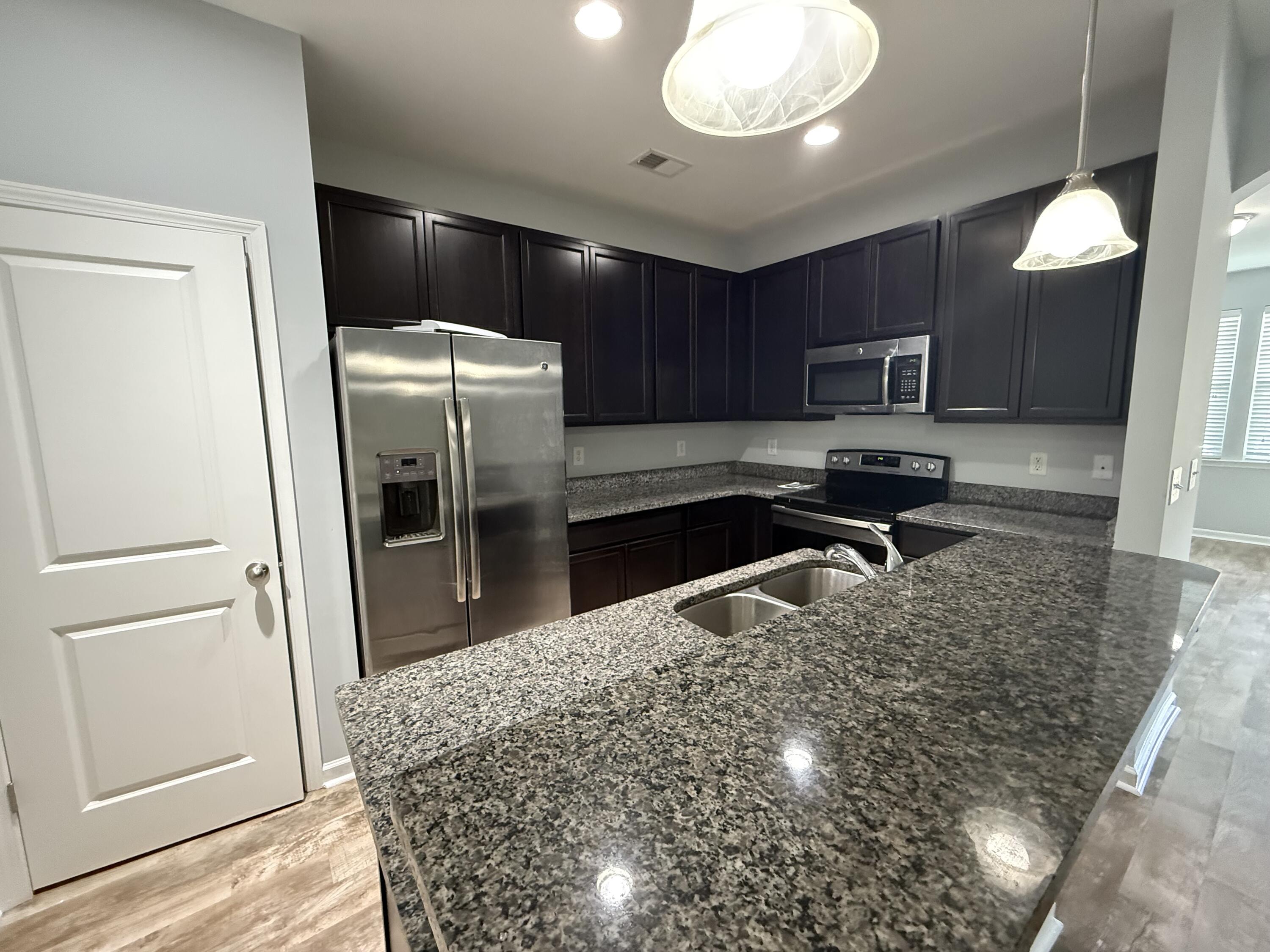 Property image 2 of 1050 Lexi Court in Oakbrook Park, Ladson, SC 29456