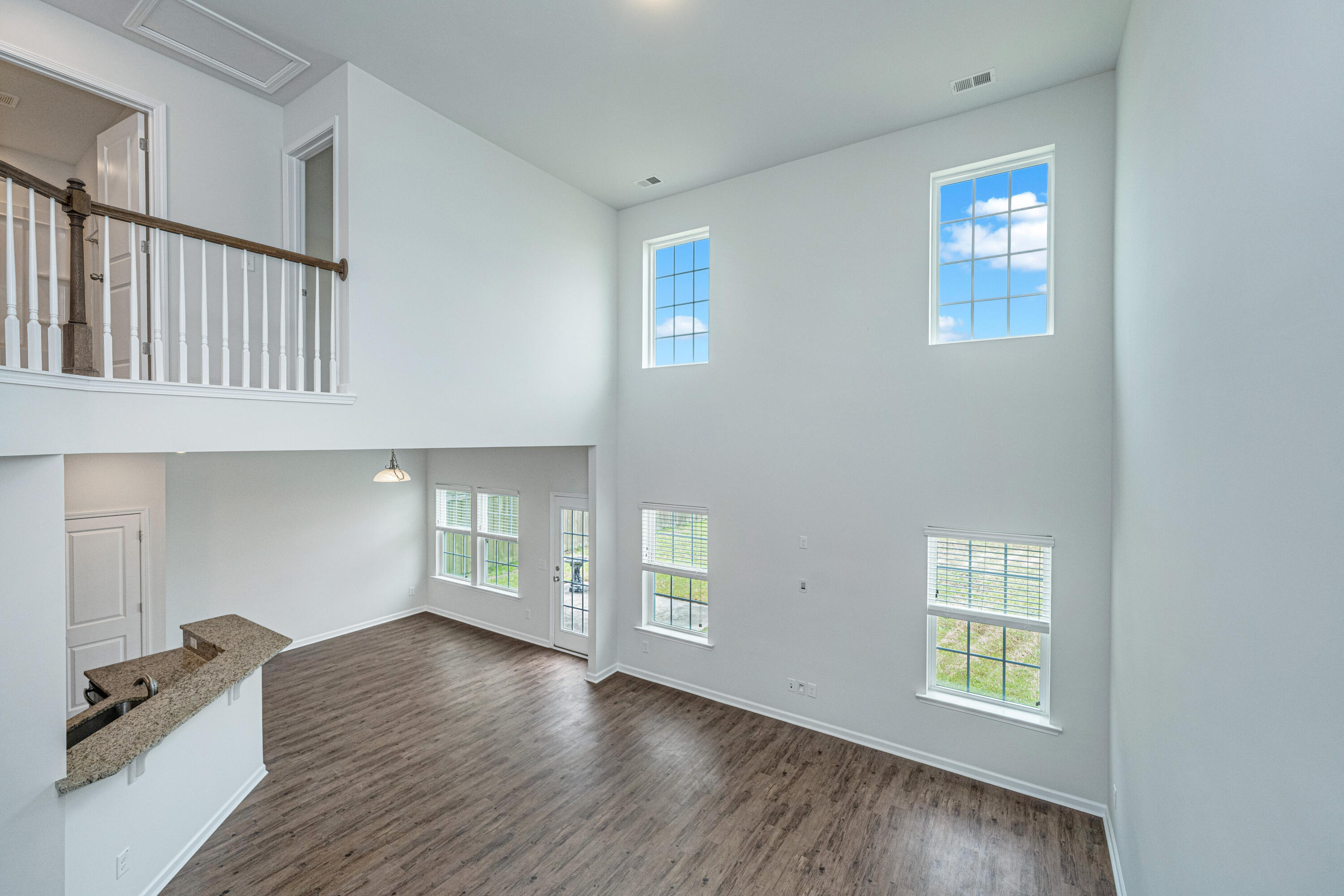 Property image 4 of 789 Redbud Lane in Cane Bay Plantation, Summerville, SC 29486